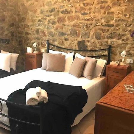 Campiglia dʼOrcia Villetta Indipendente Con Giardino المظهر الخارجي الصورة